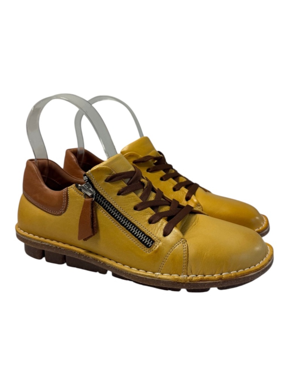 Share ETHAN VALDES Mallorca Sneaker in Camel Size 38